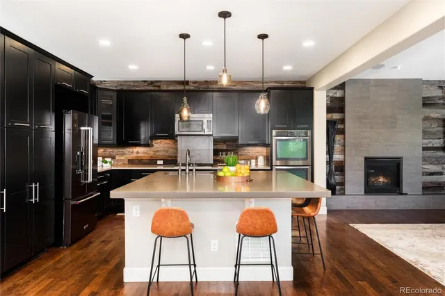 $1,275,000 | 10640 Star Thistle Court, Highlands Ranch, CO 80126