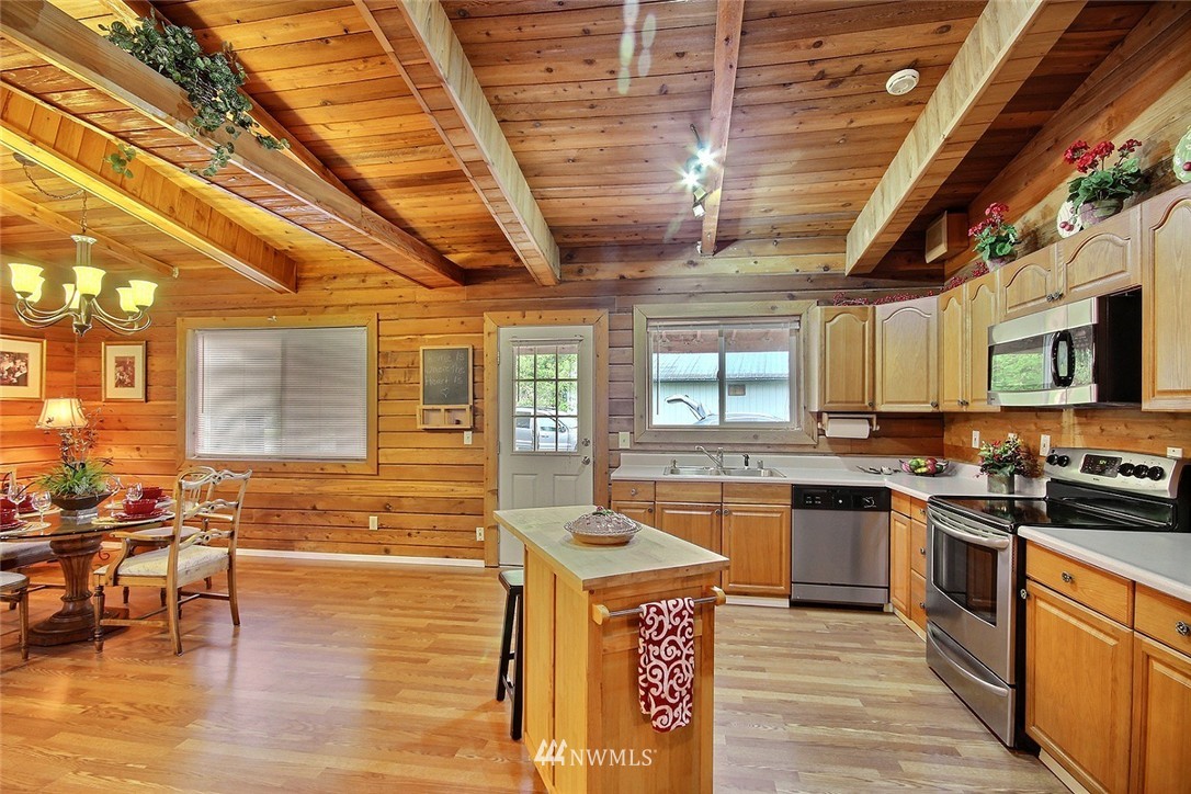 351 John Jacobs Road Port Angeles, WA 98362 - Photo 8 of 19
