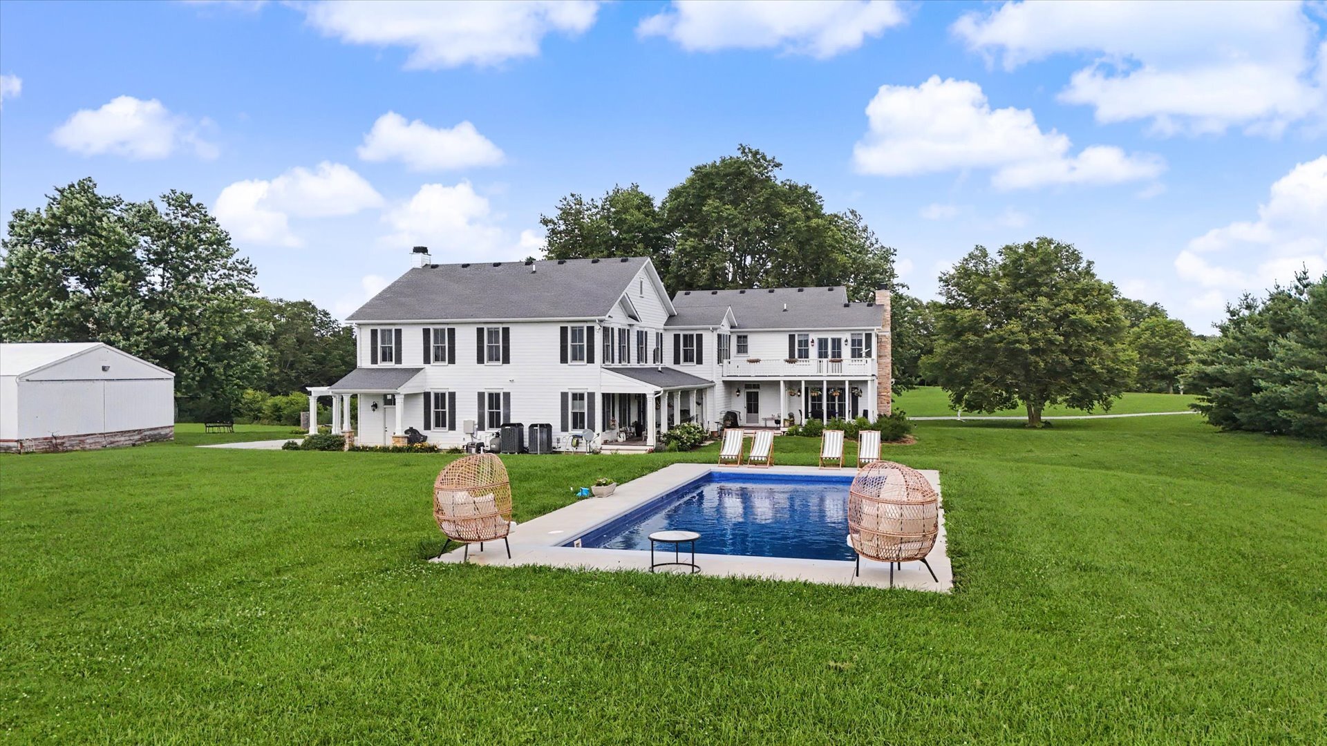 1090 Bucks Pond Road Monticello, IL 61856 - Photo 108 of 132