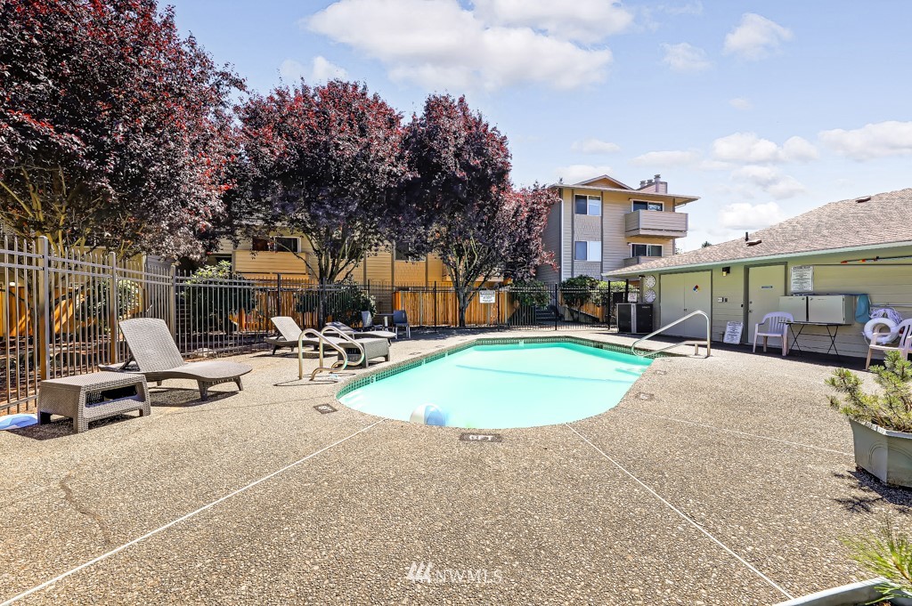1150 Sunset Boulevard Northeast, Unit 104 Renton, WA 98056 - Photo 16 of 17