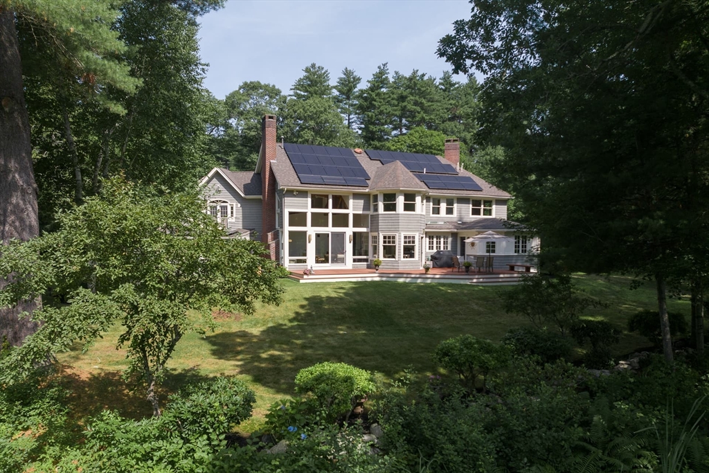 46 Black Burnian Road Weston, MA 02493 - Photo 3 of 42 Gallery Image 3