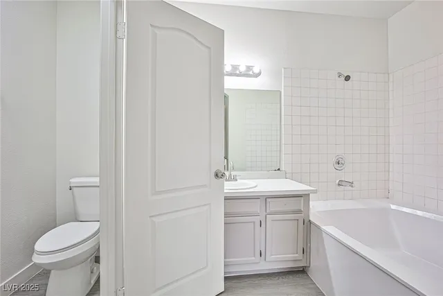 $1,450 | 5525 West Flamingo Road, Unit 2002, Las Vegas, NV 89103