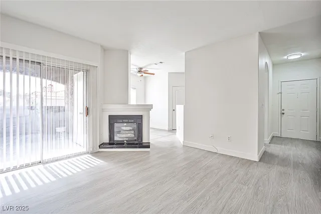 $1,450 | 5525 West Flamingo Road, Unit 2002, Las Vegas, NV 89103