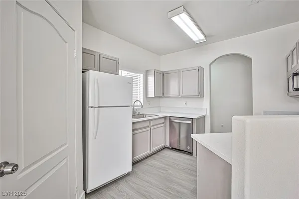 $1,450 | 5525 West Flamingo Road, Unit 2002, Las Vegas, NV 89103