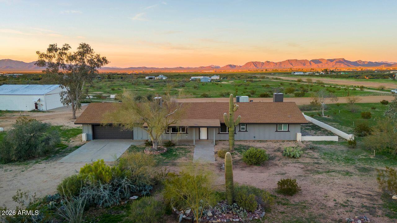 51718 West Donald Road Aguila, AZ 85320 - Photo 36 of 59