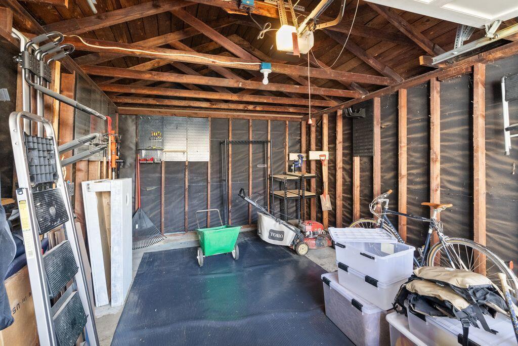 429 East Beaumont Road Columbus, OH 43214 - Photo 50 of 61 Detached Garage