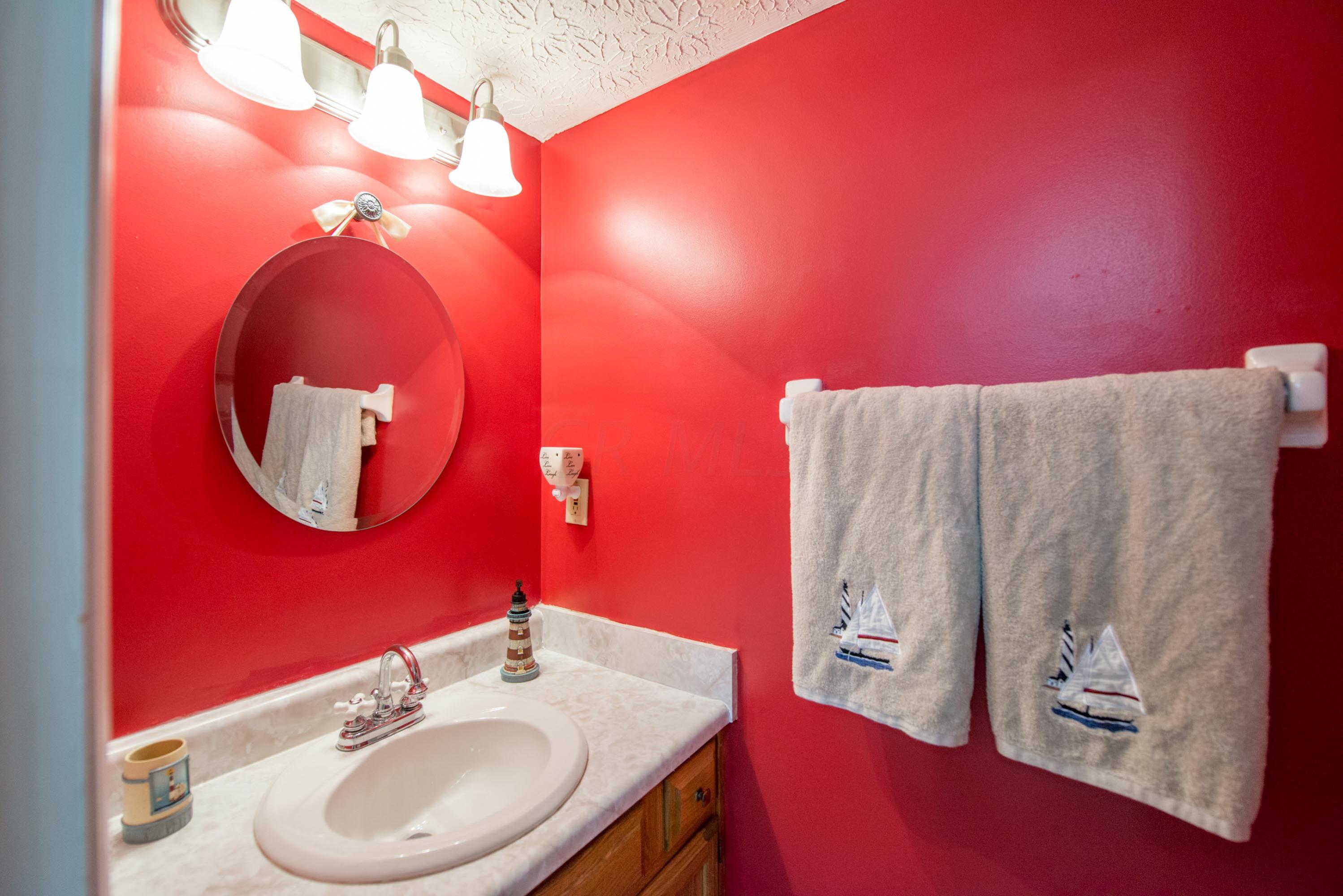 2136 Smokymill Road Dublin, OH 43016 - Photo 10 of 21 Gallery Image 10
