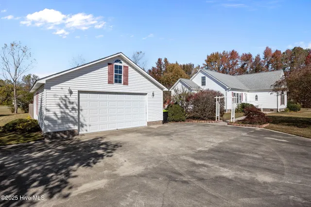 $330,000 | 3114 Franklin Street, Farmville, NC 27828