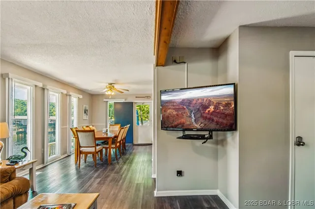 $639,900 | 85 Walnut Drive, Lake Ozark, MO 65049