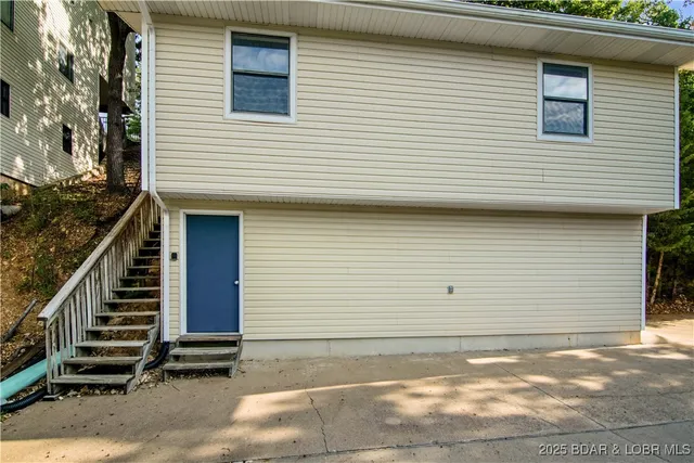 $639,900 | 85 Walnut Drive, Lake Ozark, MO 65049