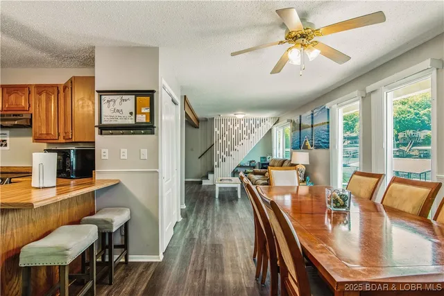 $639,900 | 85 Walnut Drive, Lake Ozark, MO 65049