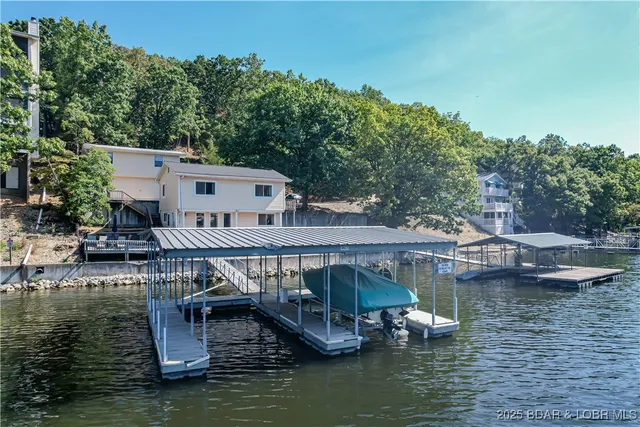 $639,900 | 85 Walnut Drive, Lake Ozark, MO 65049