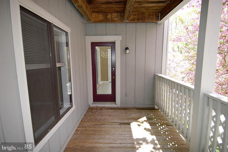 2217 Hunter's Run Drive, Unit 2217 Reston, VA 20191 - Photo 12 of 22 Exterior (General)
