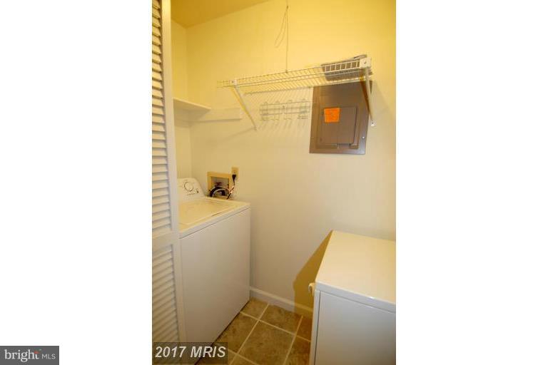 2217 Hunter's Run Drive, Unit 2217 Reston, VA 20191 - Photo 16 of 22 Interior (General)