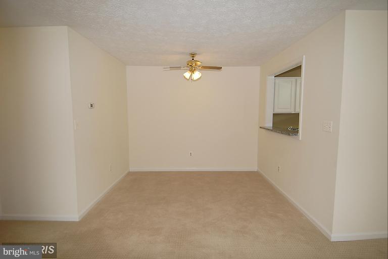 2217 Hunter's Run Drive, Unit 2217 Reston, VA 20191 - Photo 6 of 22 Dining Room