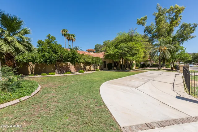 $8,995 | 49 Biltmore Estates Drive, Phoenix, AZ 85016