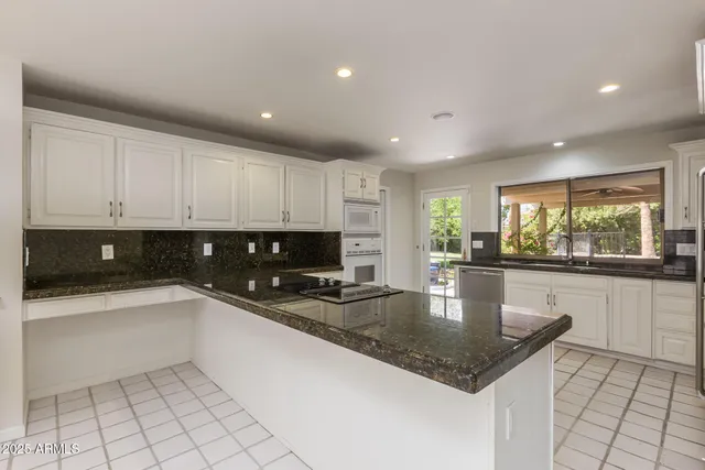 $8,995 | 49 Biltmore Estates Drive, Phoenix, AZ 85016