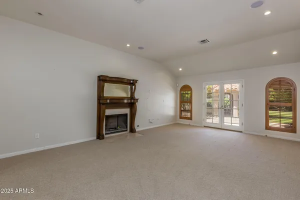 $7,995 | 49 Biltmore Estates Drive, Phoenix, AZ 85016