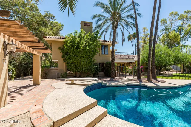 $8,995 | 49 Biltmore Estates Drive, Phoenix, AZ 85016