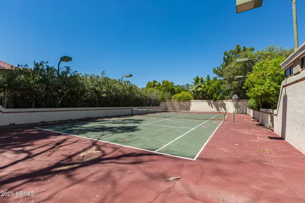 $7,995 | 49 Biltmore Estates Drive, Phoenix, AZ 85016