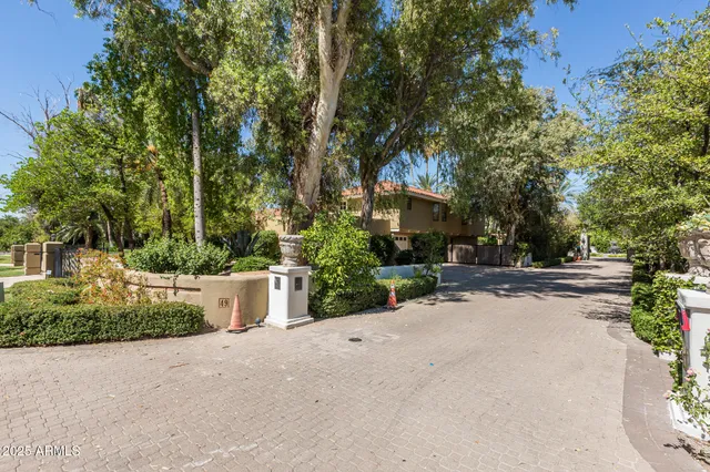 $8,995 | 49 Biltmore Estates Drive, Phoenix, AZ 85016