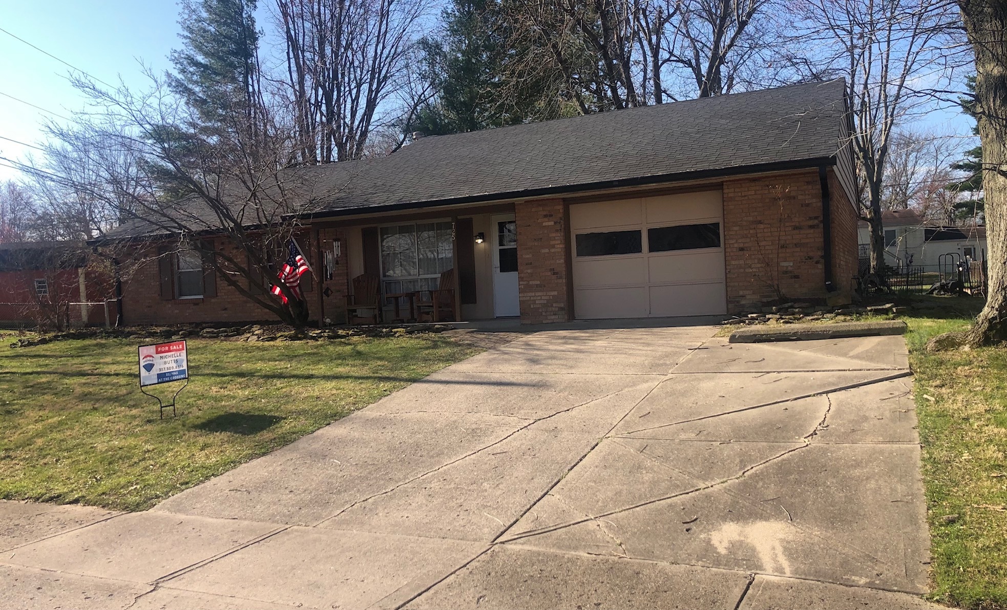 725 Fabyan Road Indianapolis, IN 46217 - Photo 2 of 34 Gallery Image 2