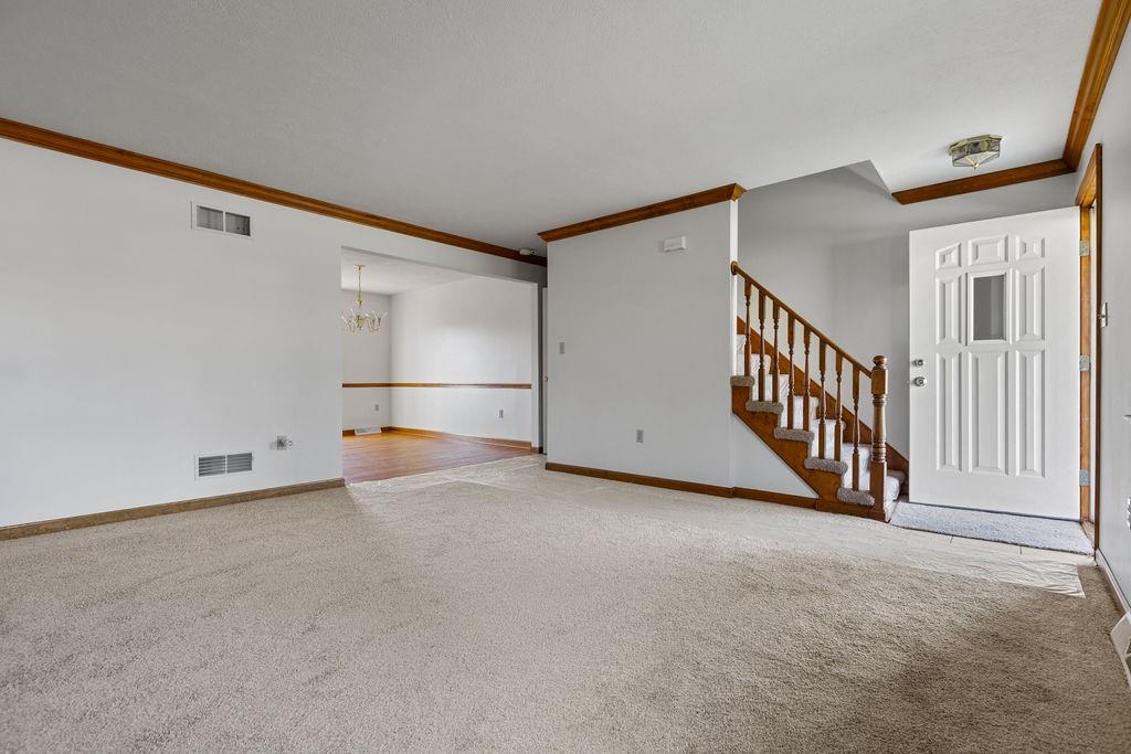 132 East Country Barn Road Houston, PA 15342 - Photo 5 of 25 Gallery Image 5