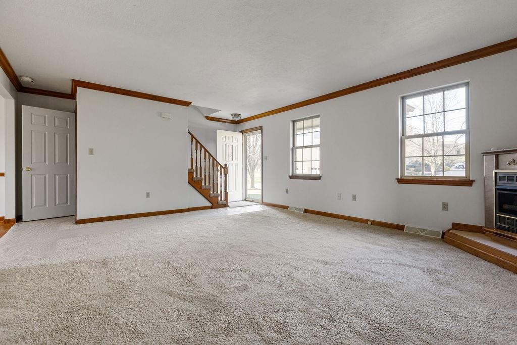 132 East Country Barn Road Houston, PA 15342 - Photo 6 of 25 Gallery Image 6