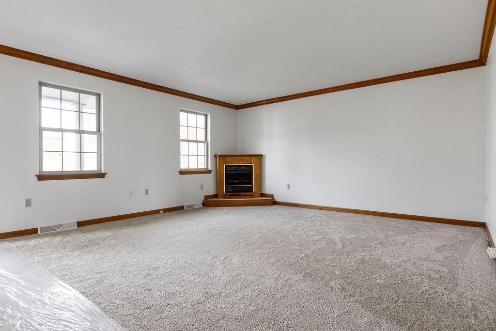 132 East Country Barn Road Houston, PA 15342 - Photo 7 of 25 Gallery Image 7