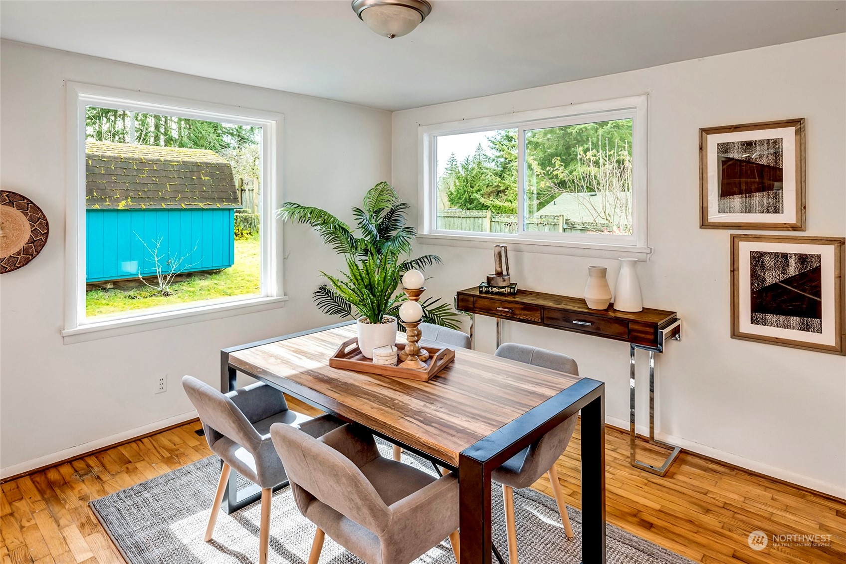8930 218th Street Southwest Edmonds, WA 98026 - Photo 9 of 35 Gallery Image 9