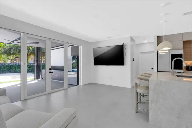 $8,500 | 13236 Southwest 201st Terrace, Miami, FL 33177