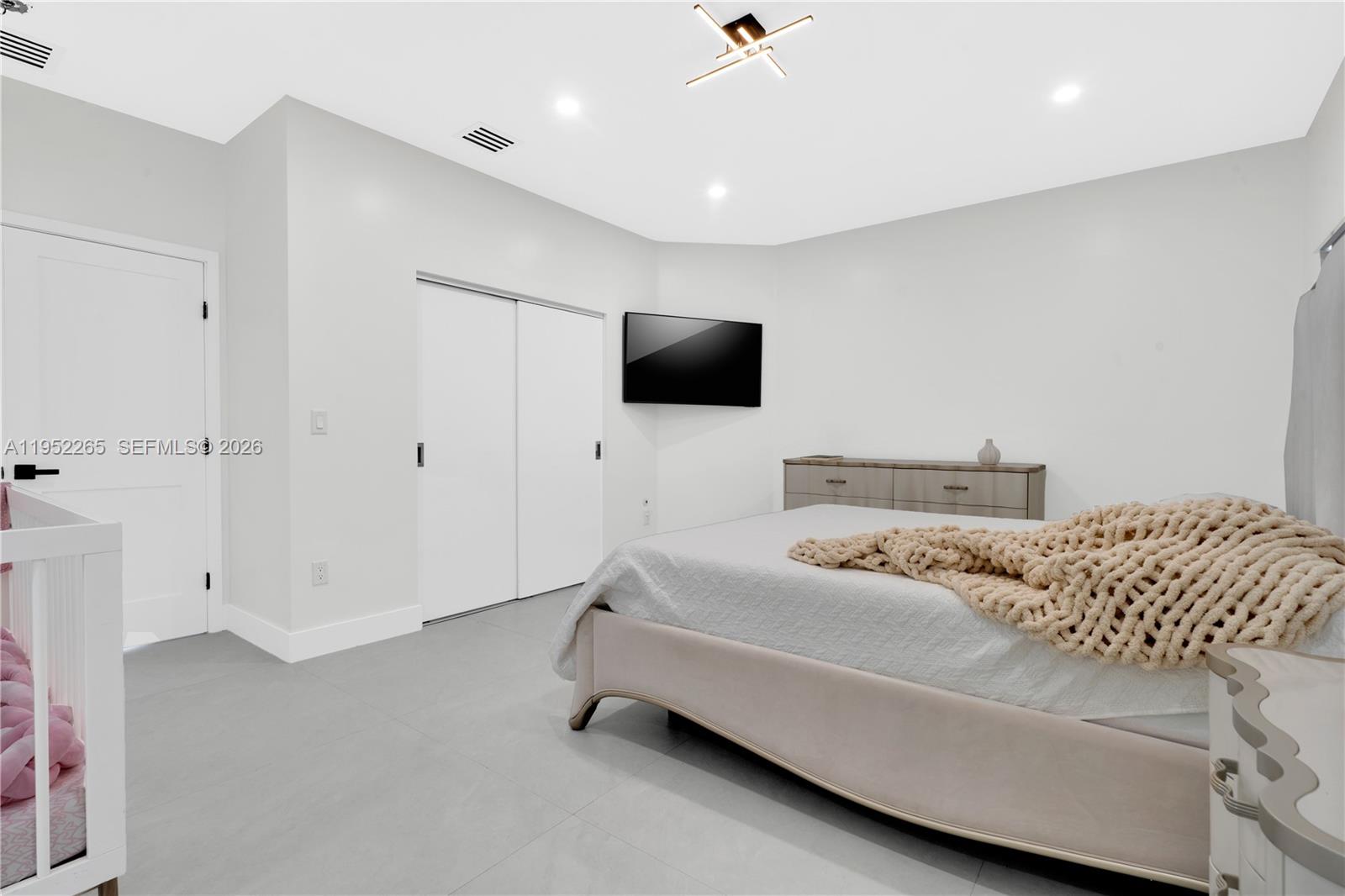 13236 Southwest 201st Terrace Miami, FL 33177 - Photo 23 of 59