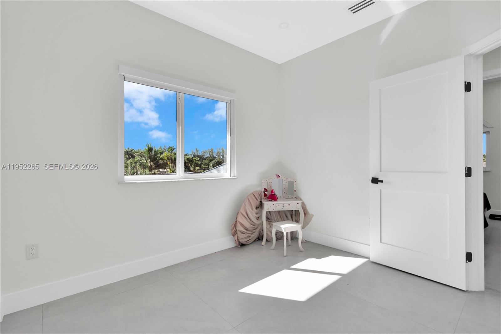 13236 Southwest 201st Terrace Miami, FL 33177 - Photo 32 of 59