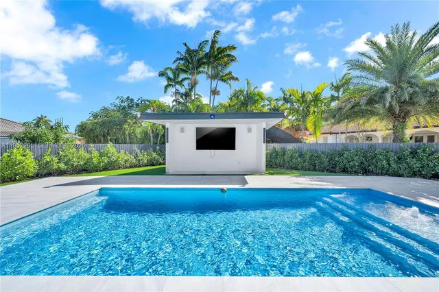 $8,500 | 13236 Southwest 201st Terrace, Miami, FL 33177