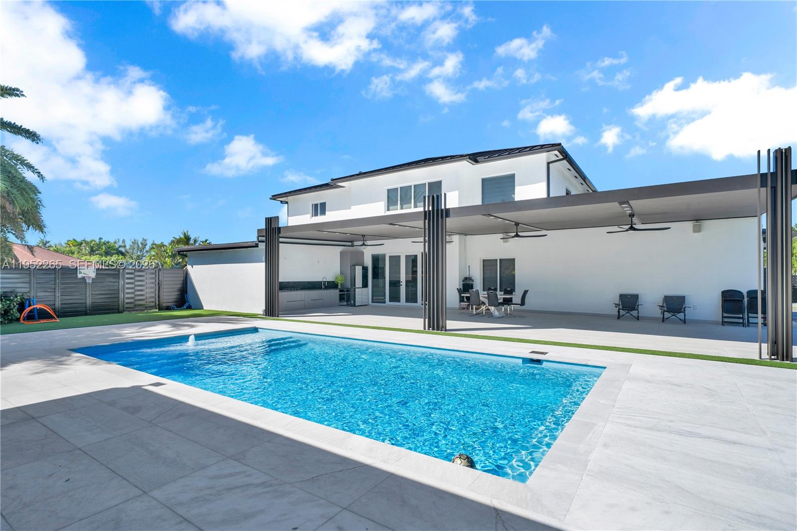 13236 Southwest 201st Terrace Miami, FL 33177 - Photo 40 of 59