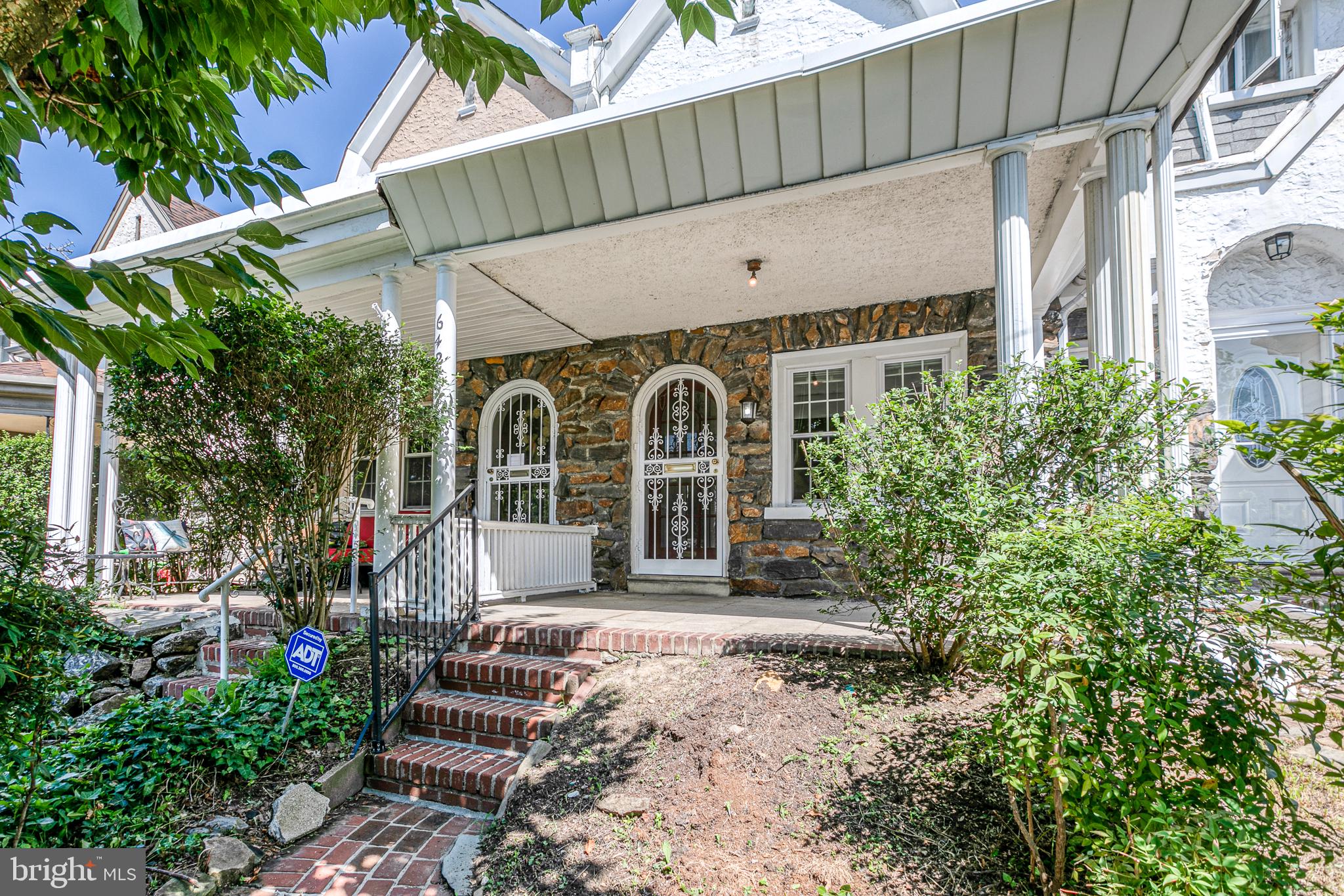 6427 Morris Park Road Philadelphia, PA 19151 - Photo 1 of 29 Gallery Image 1