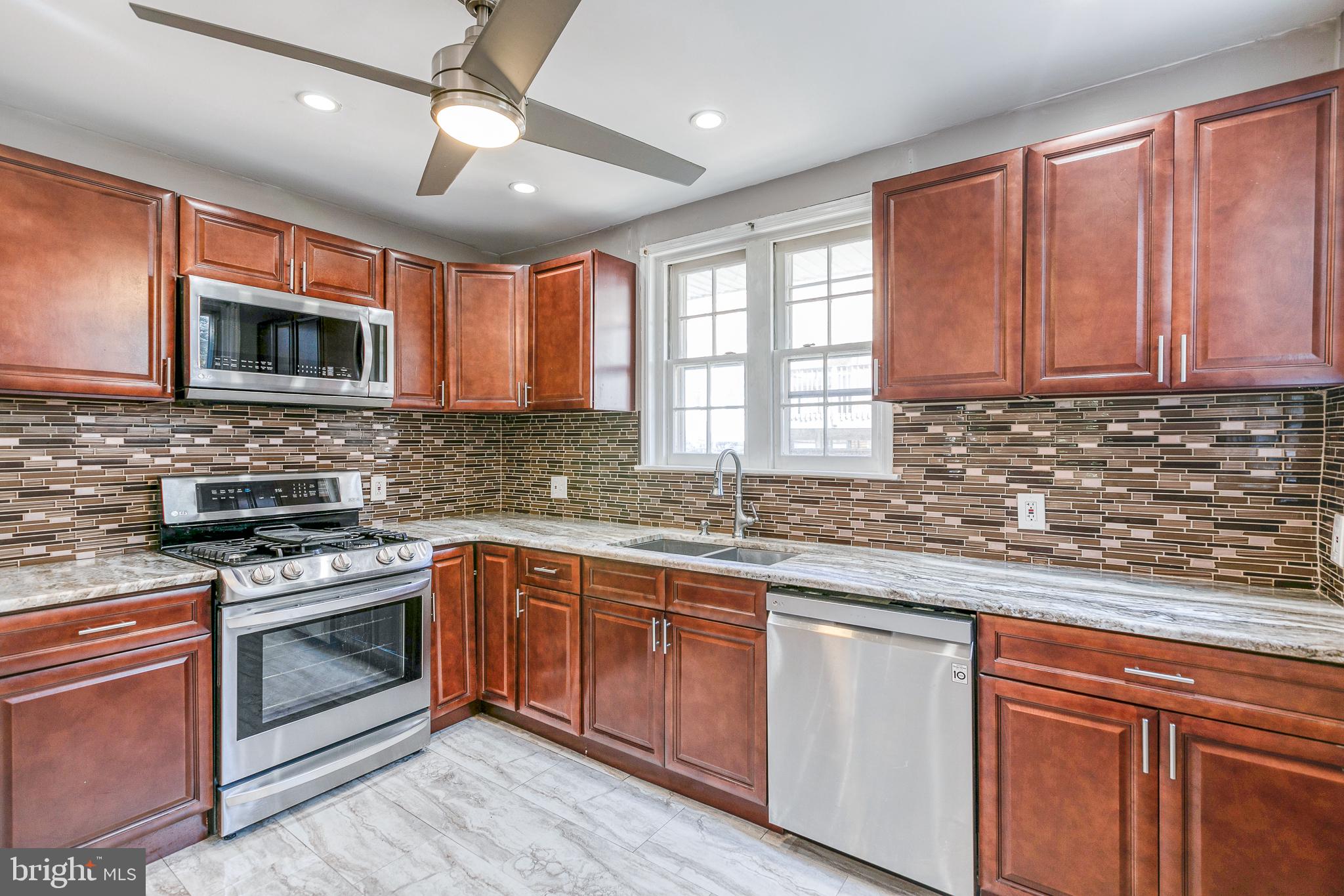 6427 Morris Park Road Philadelphia, PA 19151 - Photo 12 of 29 Gallery Image 12