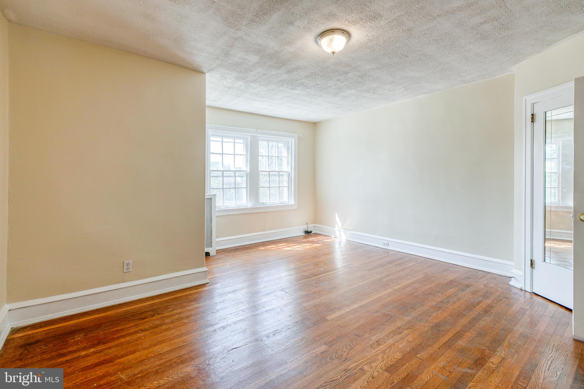 6427 Morris Park Road Philadelphia, PA 19151 - Photo 19 of 29 Gallery Image 19