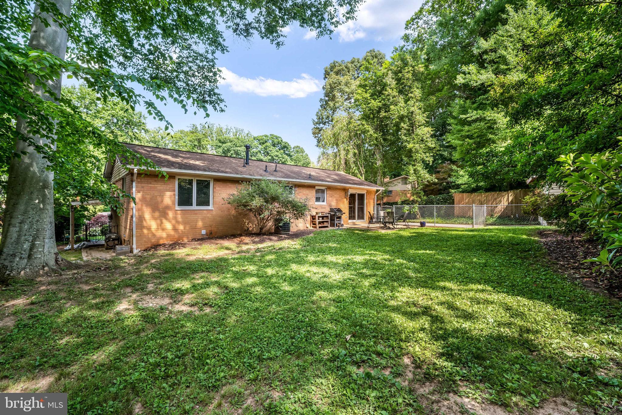 8926 Cromwell Drive Springfield, VA 22151 - Photo 34 of 43 Flat, fenced Backyard with patio