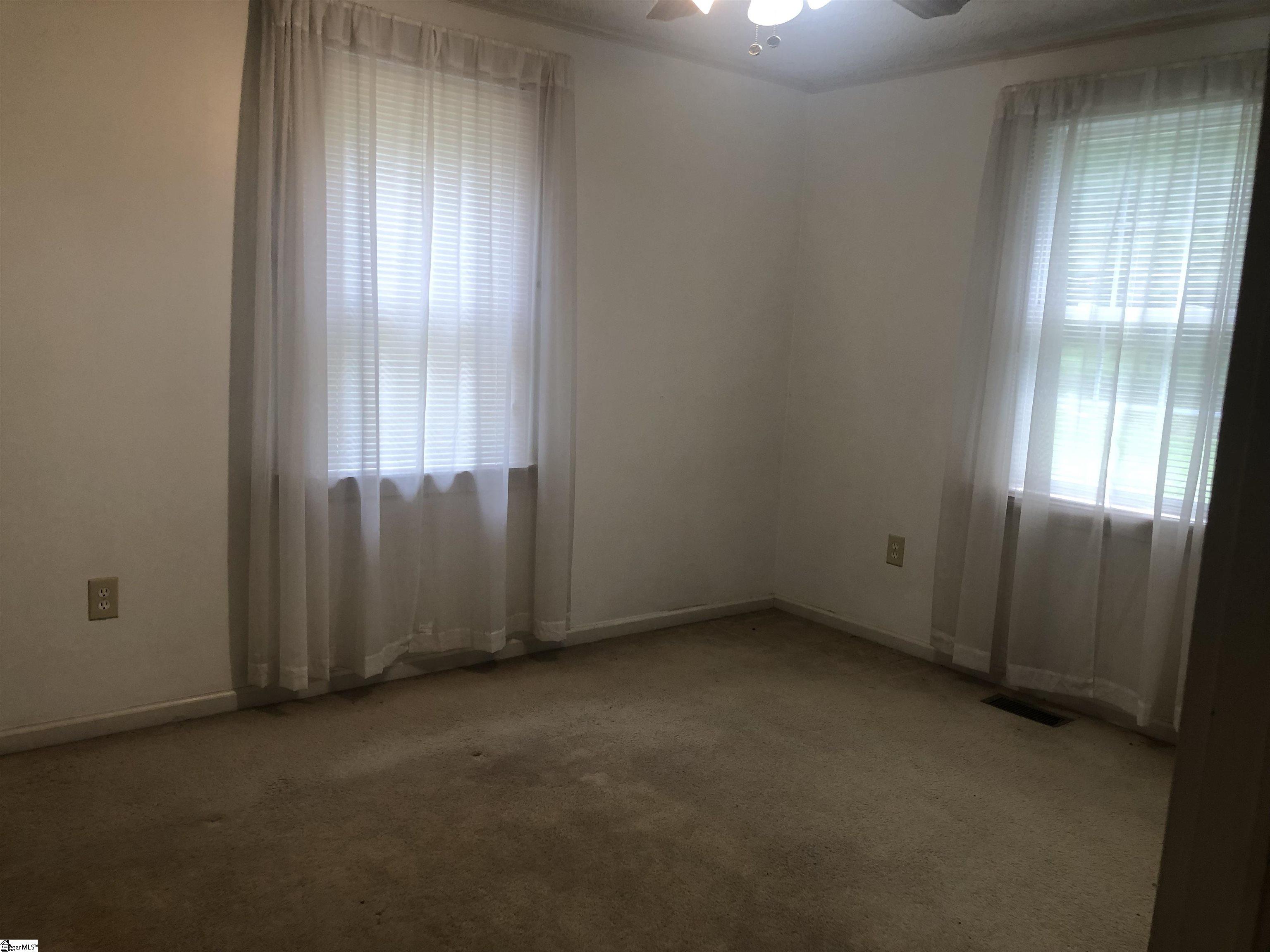 557 Edwards Road Lyman, SC 29365 - Photo 11 of 14
