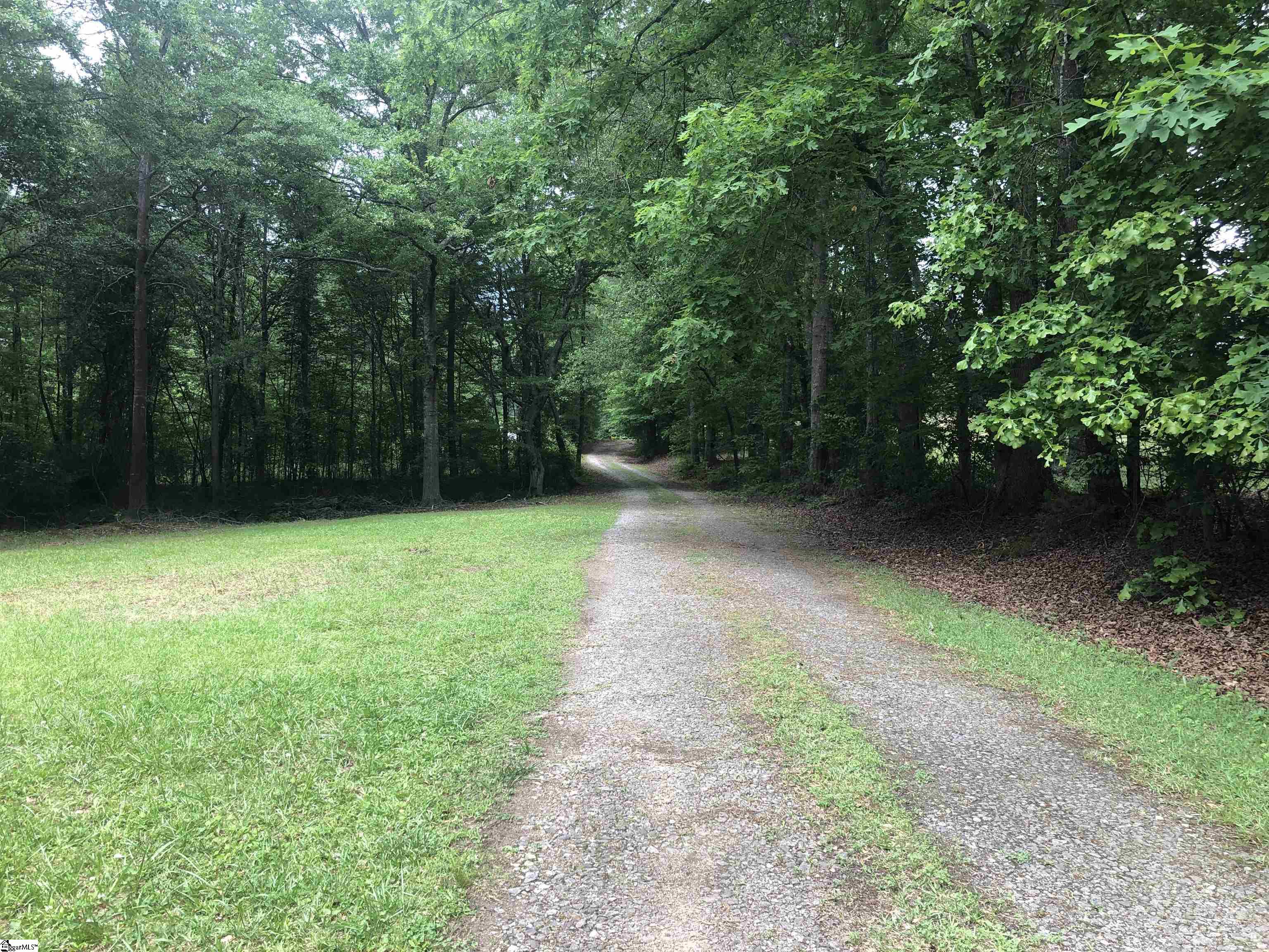557 Edwards Road Lyman, SC 29365 - Photo 3 of 14