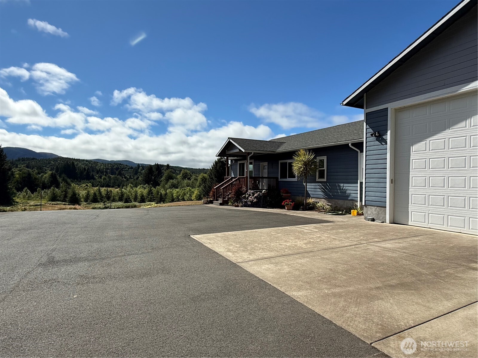 82 South Valley Road Naselle, WA 98638 - Photo 3 of 40 Gallery Image 3