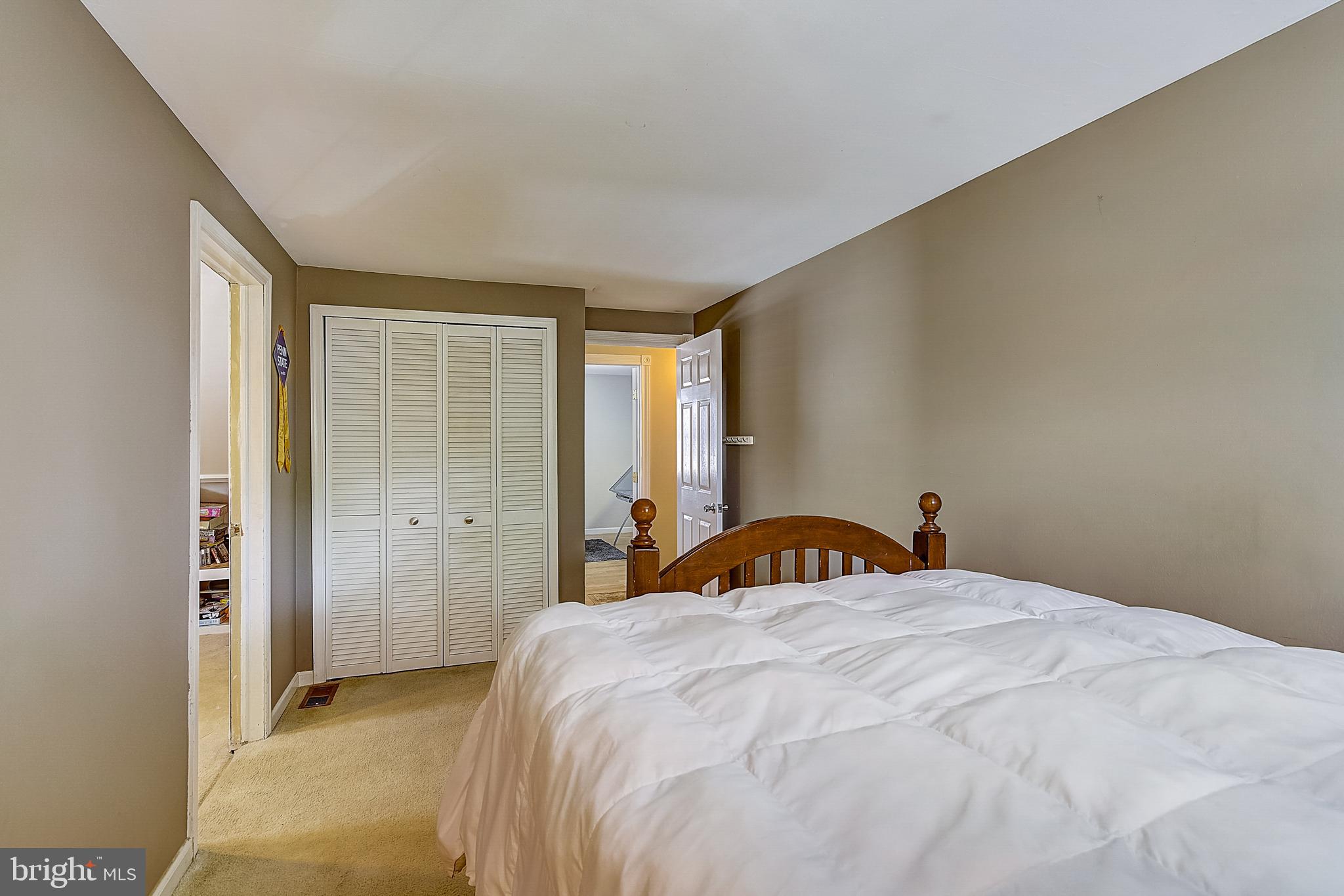 1867 Merlin Road Philadelphia, PA 19116 - Photo 34 of 49 Gallery Image 34