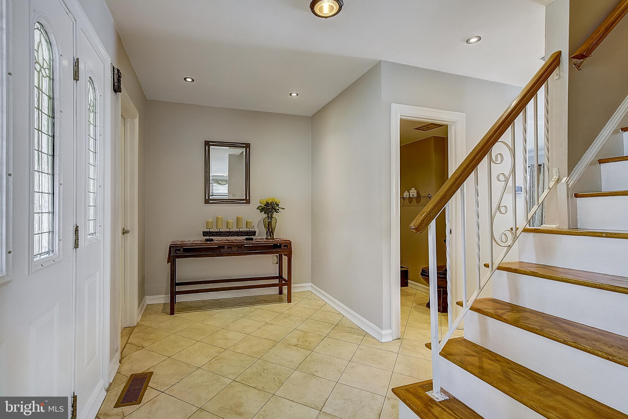 1867 Merlin Road Philadelphia, PA 19116 - Photo 5 of 49 Gallery Image 5