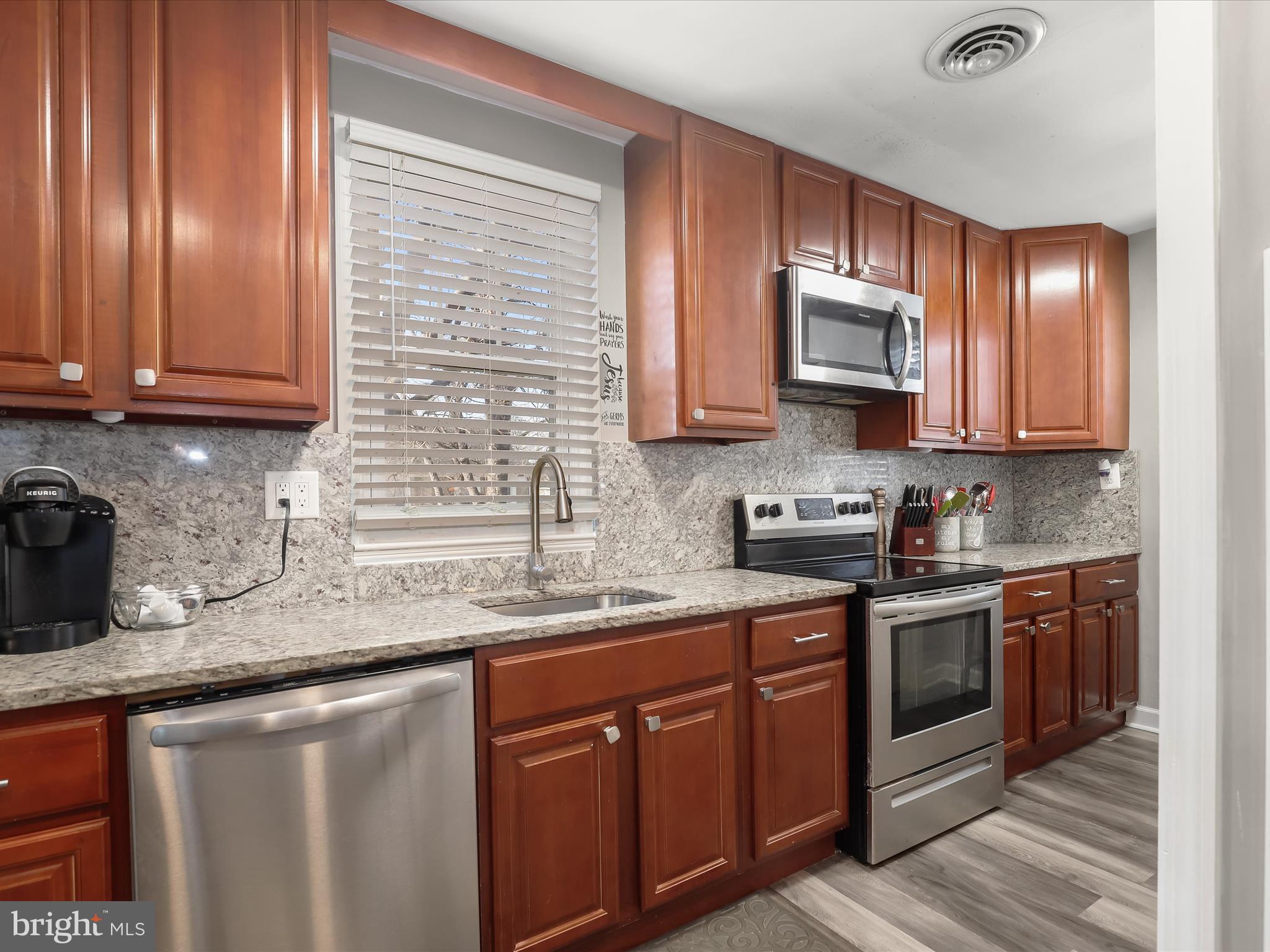 6716 Richardson Road Baltimore, MD 21207 - Photo 12 of 35 Stainless steel appliances