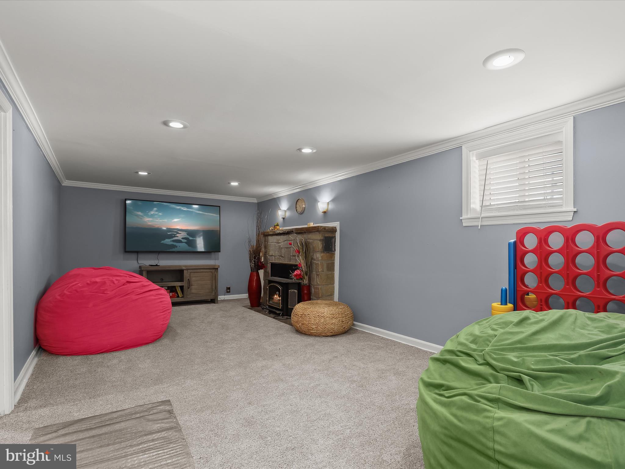 Finished lower level with bedroom & full bath