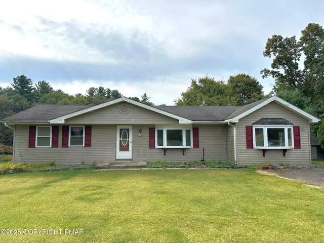$2,200 | 808 Interchange Road, Kresgeville, PA 18333