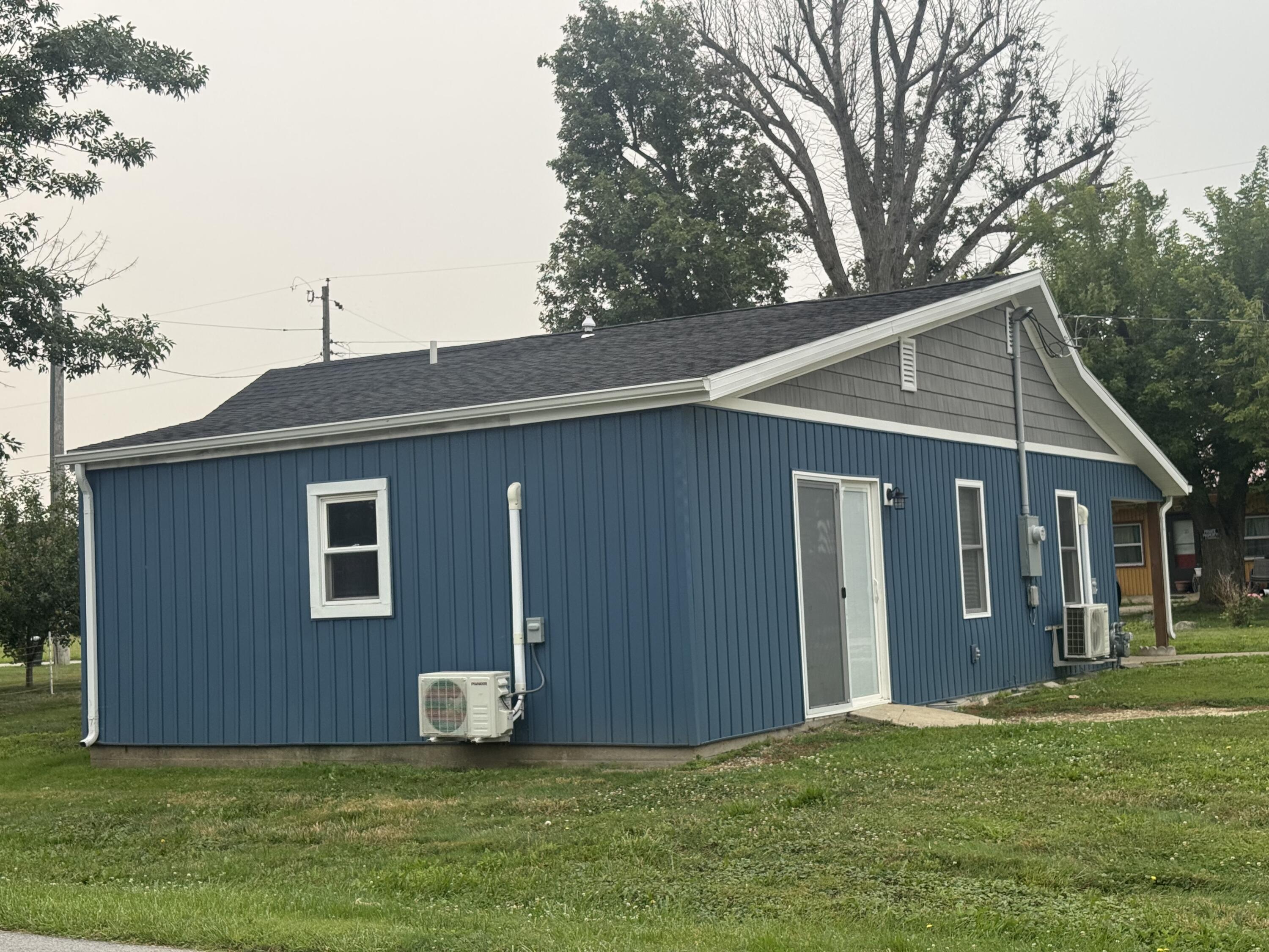 6611 Bruce Road Celina, OH 45822 - Photo 4 of 18 IMG_3289