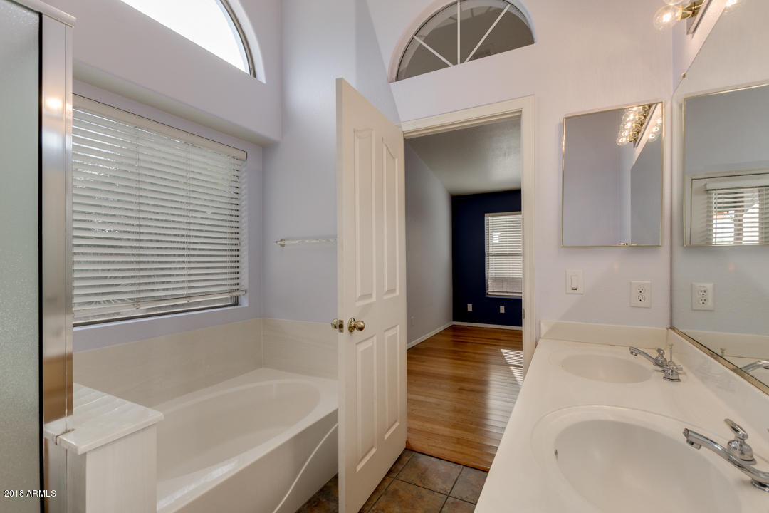 4711 East Jaeger Road Phoenix, AZ 85050 - Photo 30 of 41 Double sink vanity in master bathroom