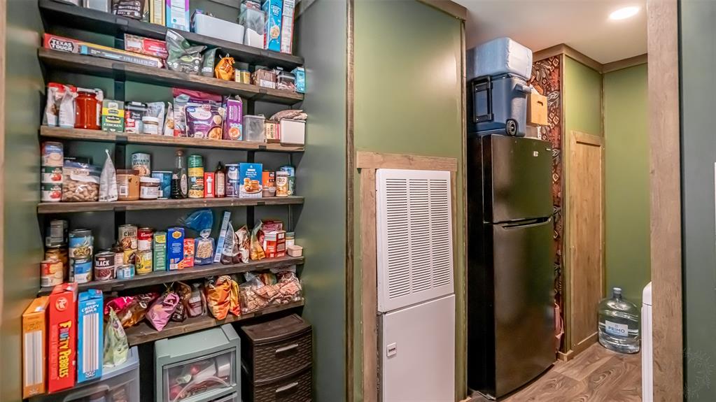 4501 Rhea Road Granbury, TX 76049 - Photo 8 of 29 Walking pantry